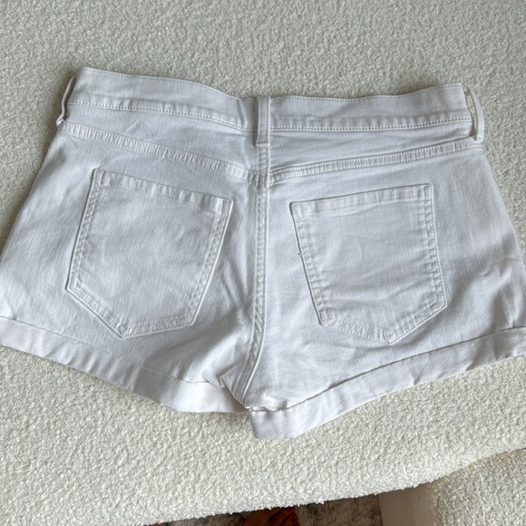 Banana republic white denim shorts - Picture 2 of 3